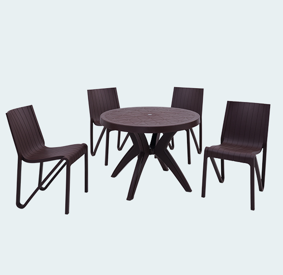 Marcus With Zyleg 4 Seater Dining Table And Chairs