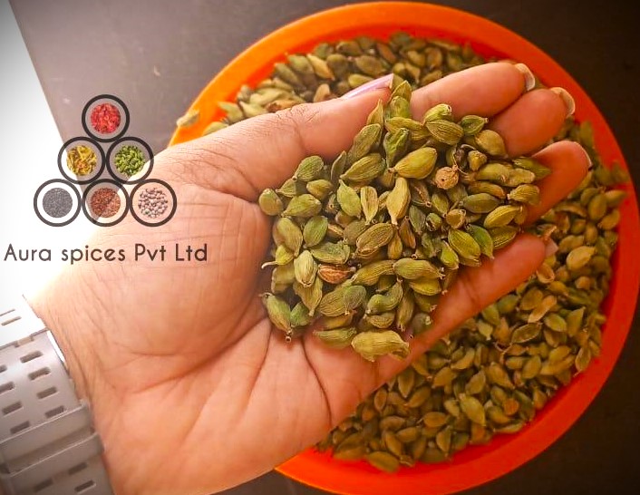 GREEN CARDAMOM (5MM TO 6MM)