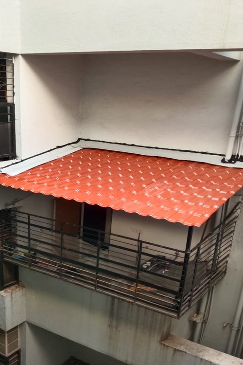 Tin Shed - Steel And Metal Sheet Container | Versatile Use As House Or Office, Vertical Open Style, Elegant Warm Brown Color