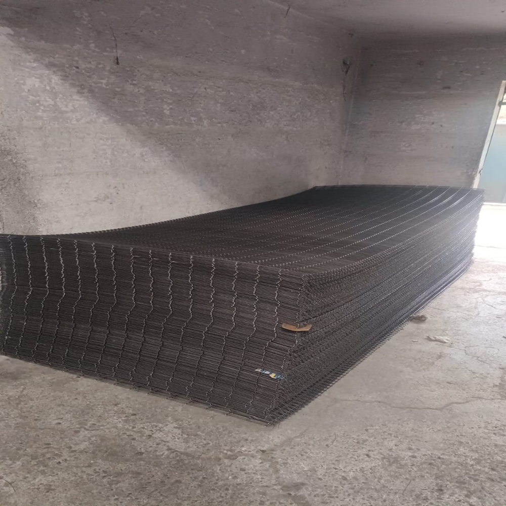 MS Weld Mesh - Mild Steel 0.6-2.5m Width 30m Roll Galvanized/Silver Welded Mesh IS 1566 & ASTM A185