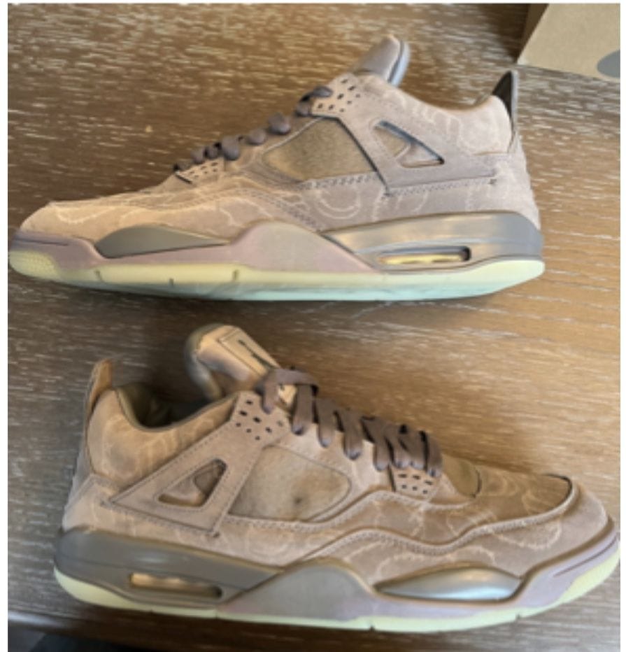 Jordan x Kaws Air Jordan 4 Retro