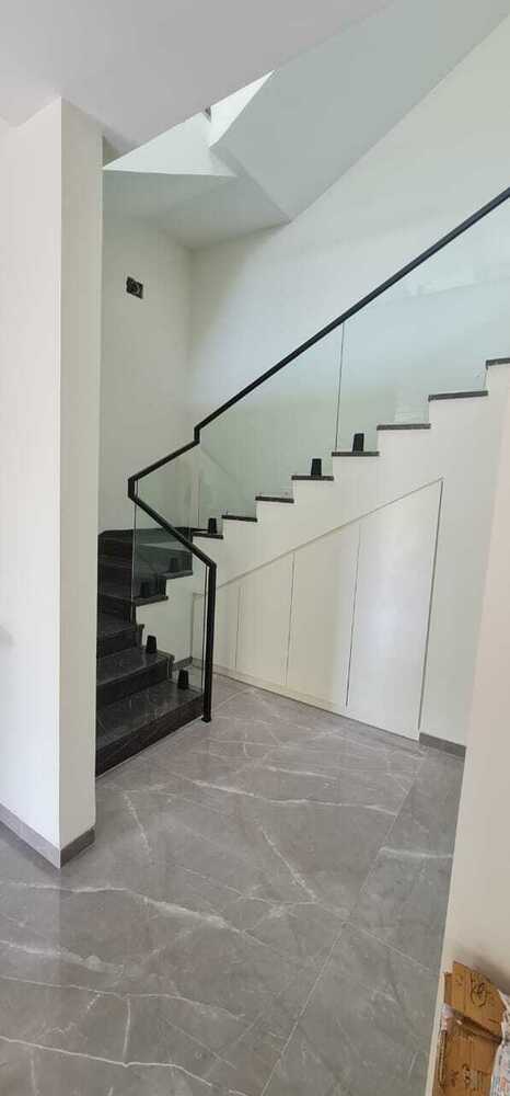 Aluminium Glass Railing For Staircase - Feature: Rot Proof