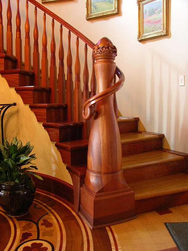 Modern Wooden Staircase Railing