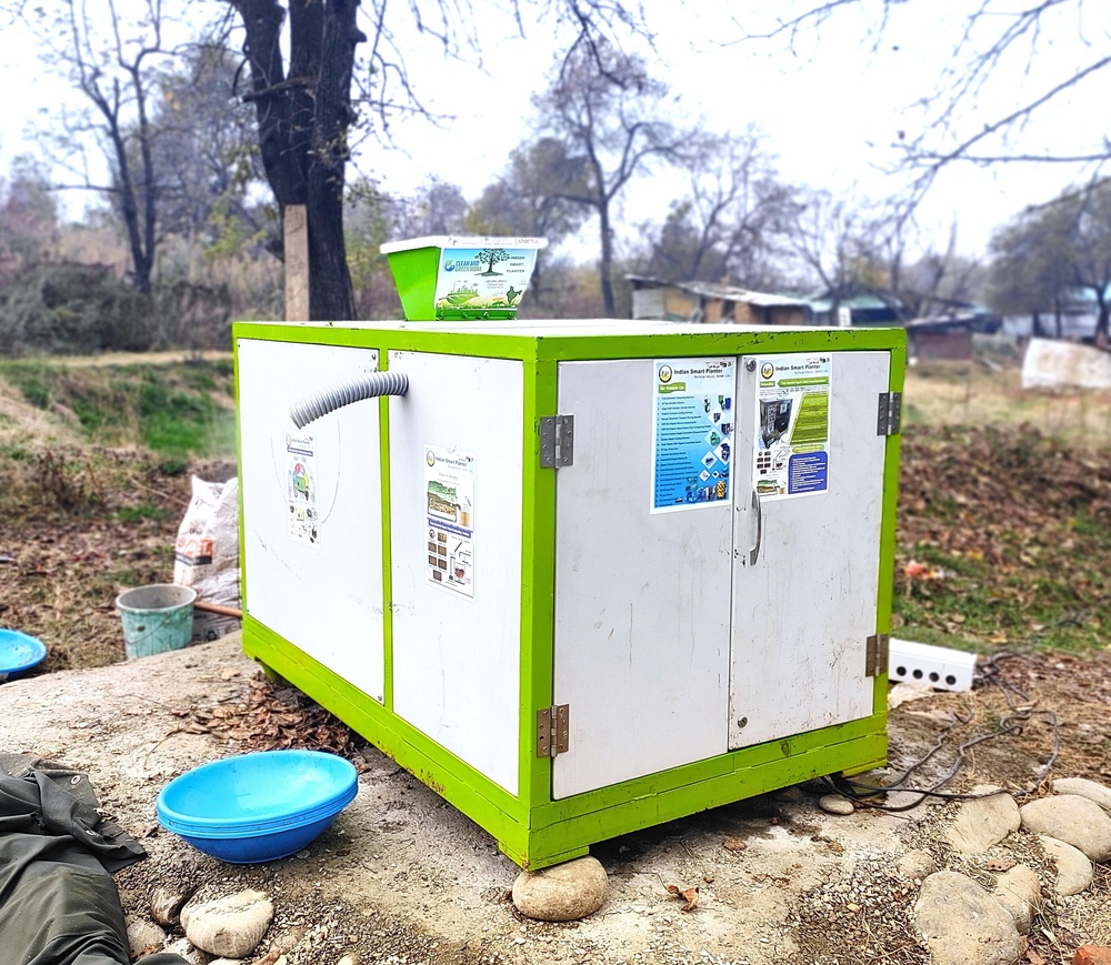 Fully Automatic Organic Waste Composting System, 100 kg/day, 24-hr cycle with Inbuilt Shredder Unit