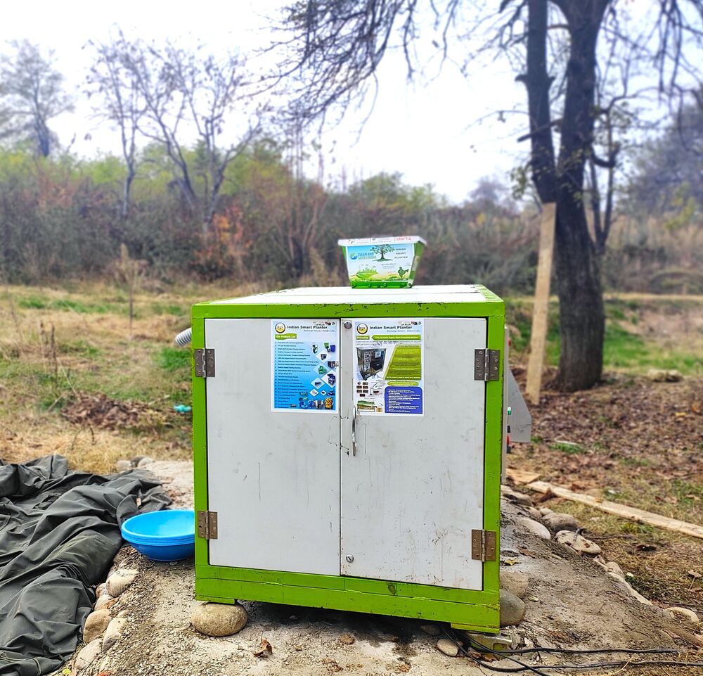 Fully Automatic Organic Waste Composting System, 100 kg/day, 24-hr cycle with Inbuilt Shredder Unit
