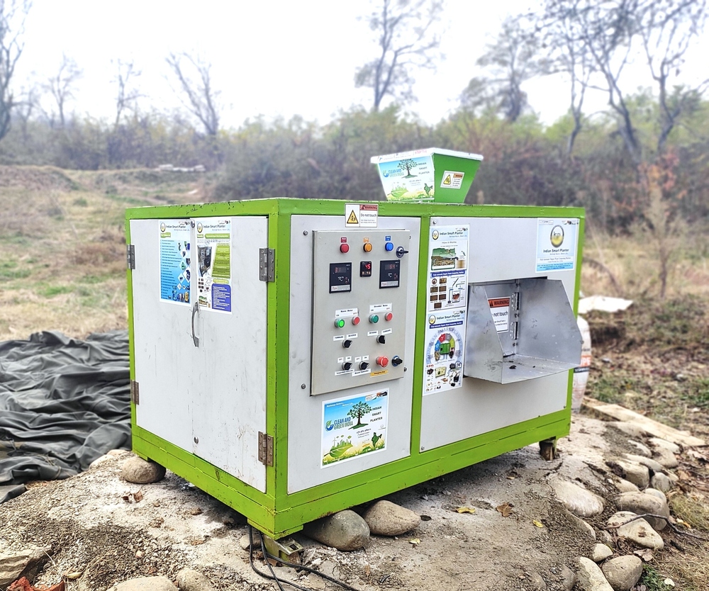 Fully Automatic Organic Waste Composting System, 100 kg/day, 24-hr cycle with Inbuilt Shredder Unit