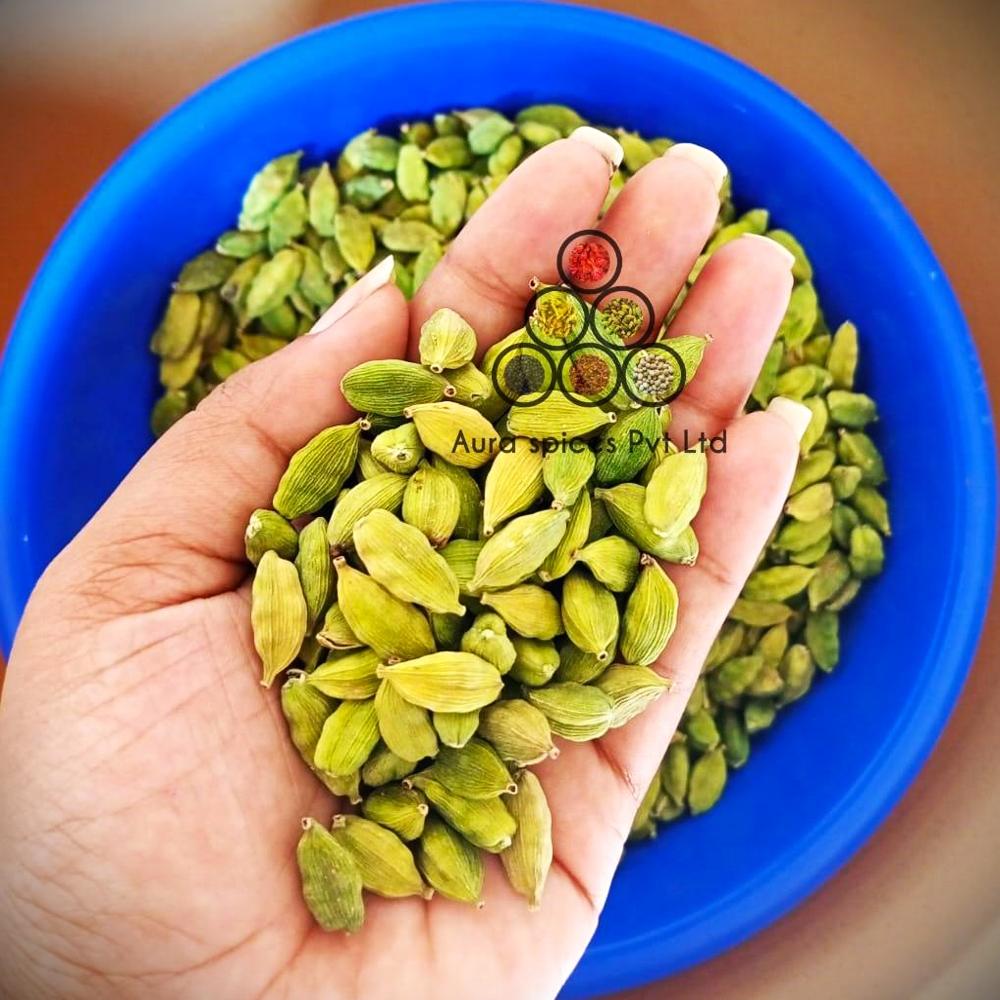 Green Cardamom 8Mm - Grade: High Quality