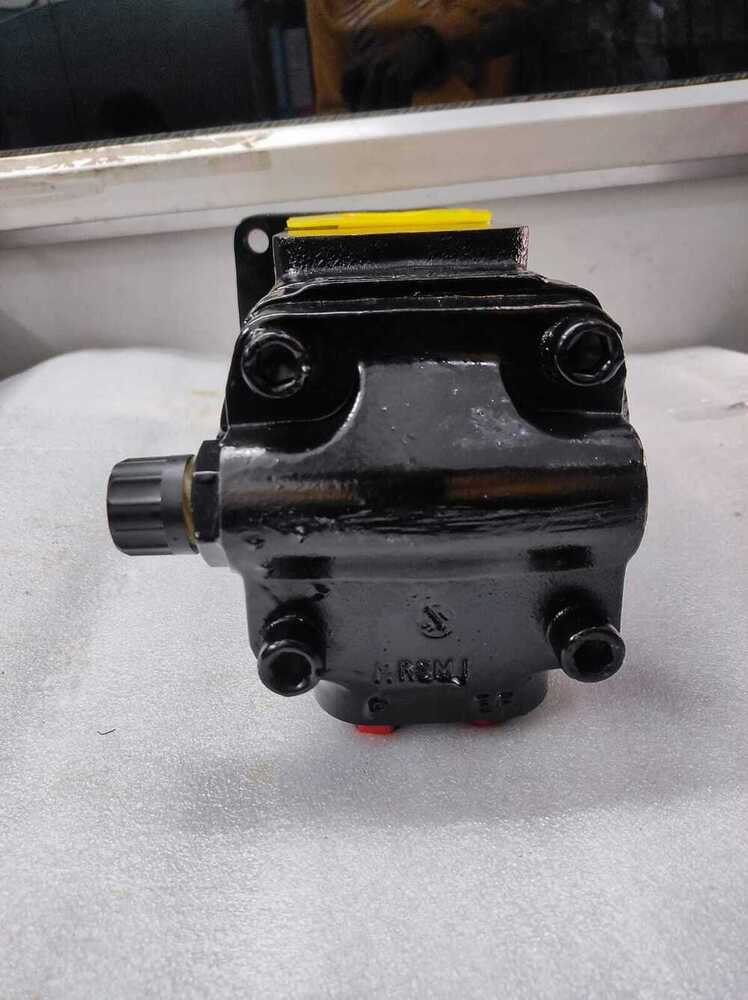 Hydraulic Pump Case - Color: Black