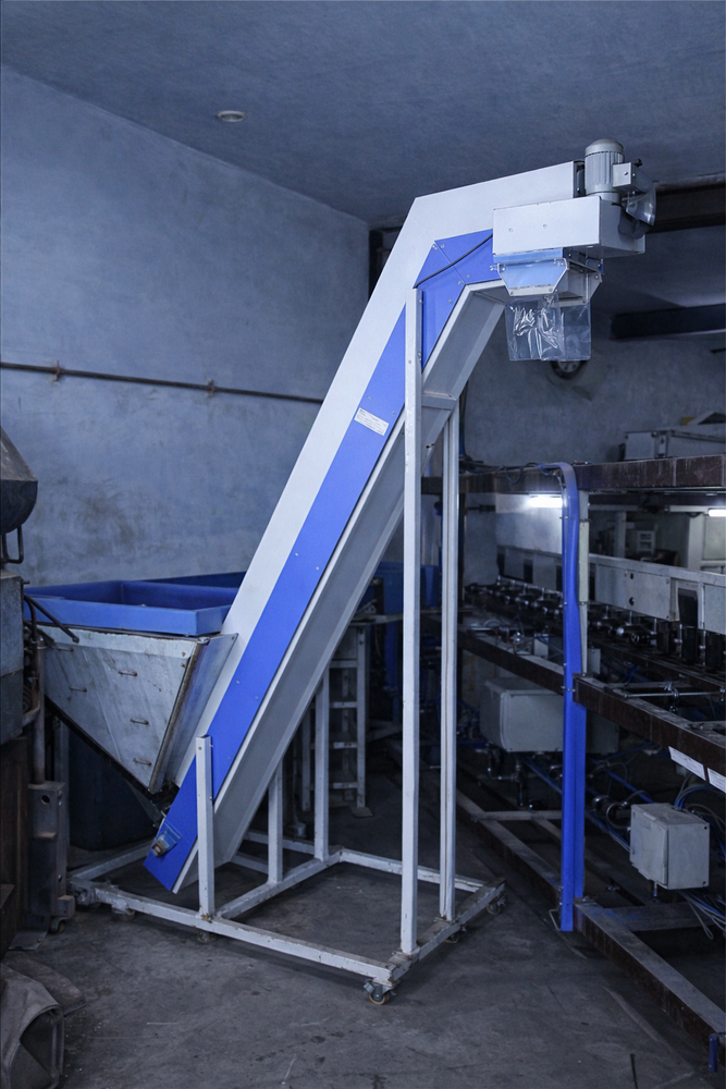 Water Bottle Making Machine