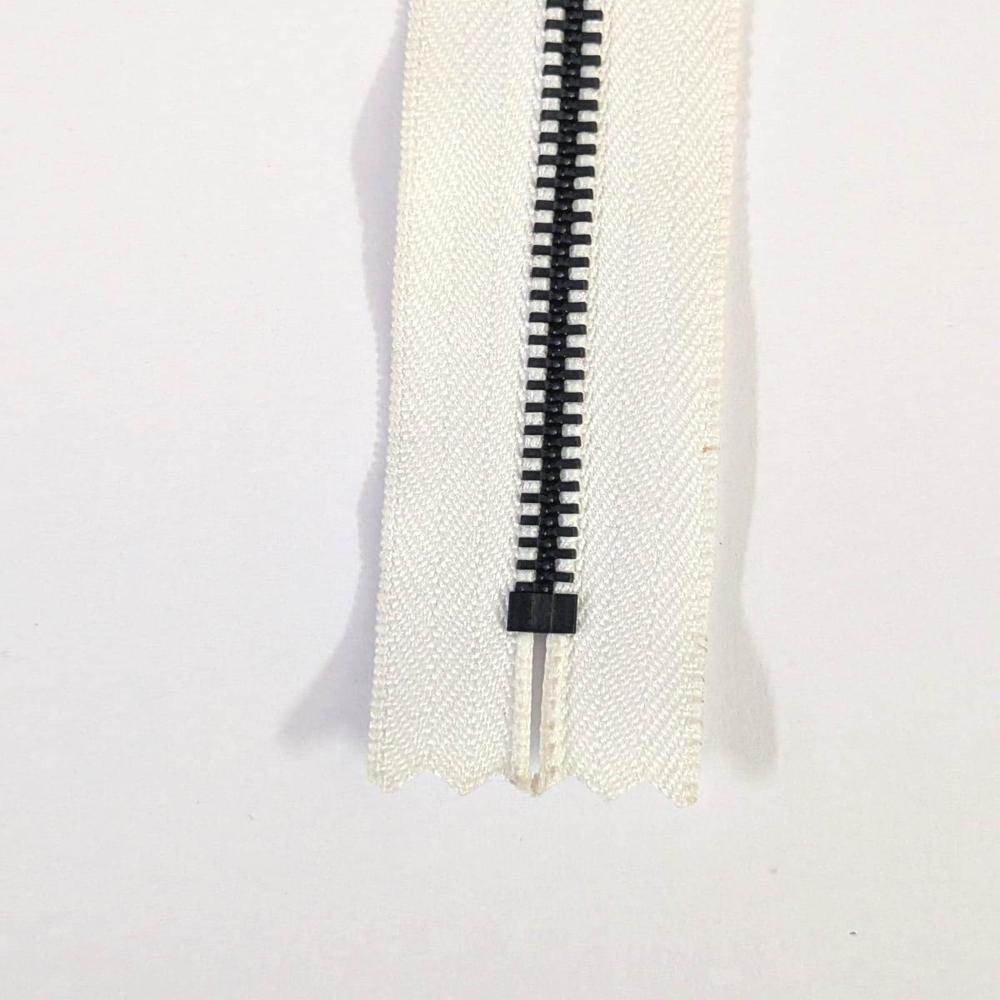 YKK 03 YGRKC Black Oxidised Close-End Zipper