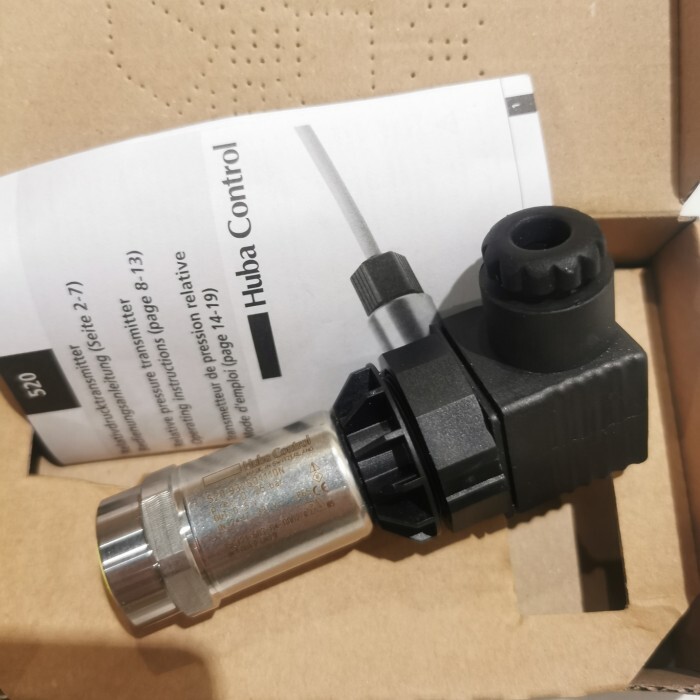 Huba Pressure Transmitter Model 520.943S032401 RANGE 0-250 BAR