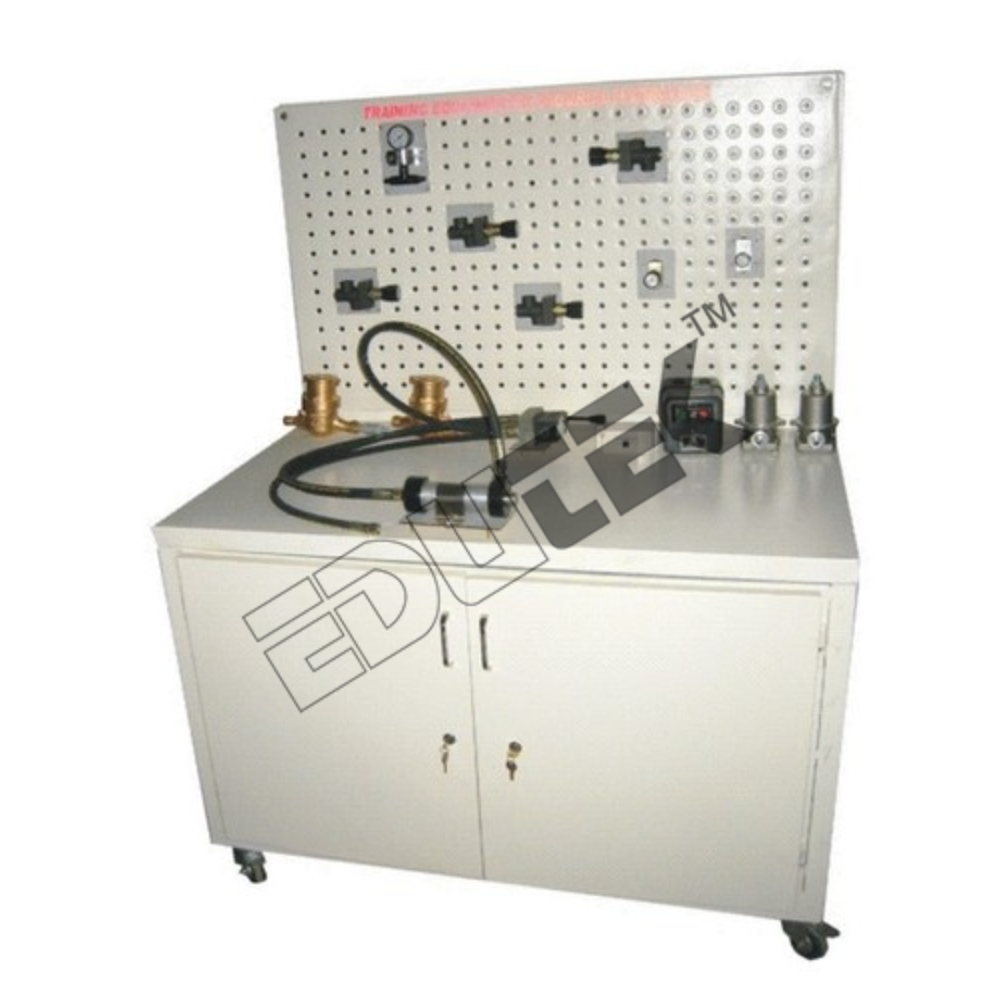 TRAINING EQUIPMENT IN INDUSTRIAL HYDRAULICS