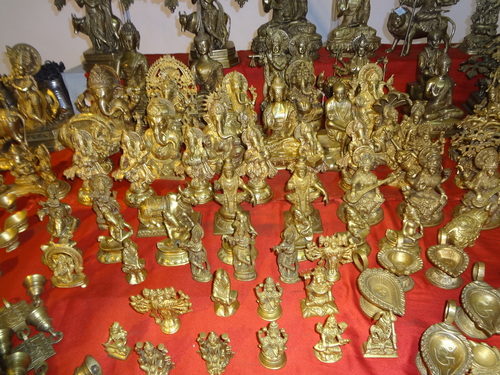 पीतल की वस्तुएं