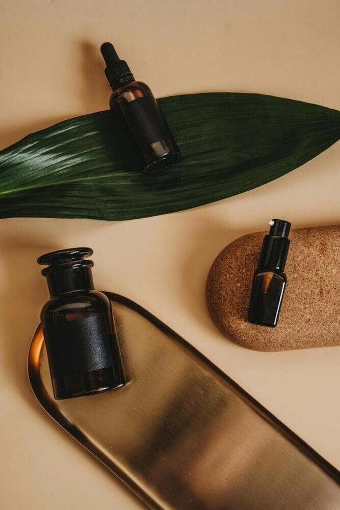 Cosmetic Jar - Color: Black