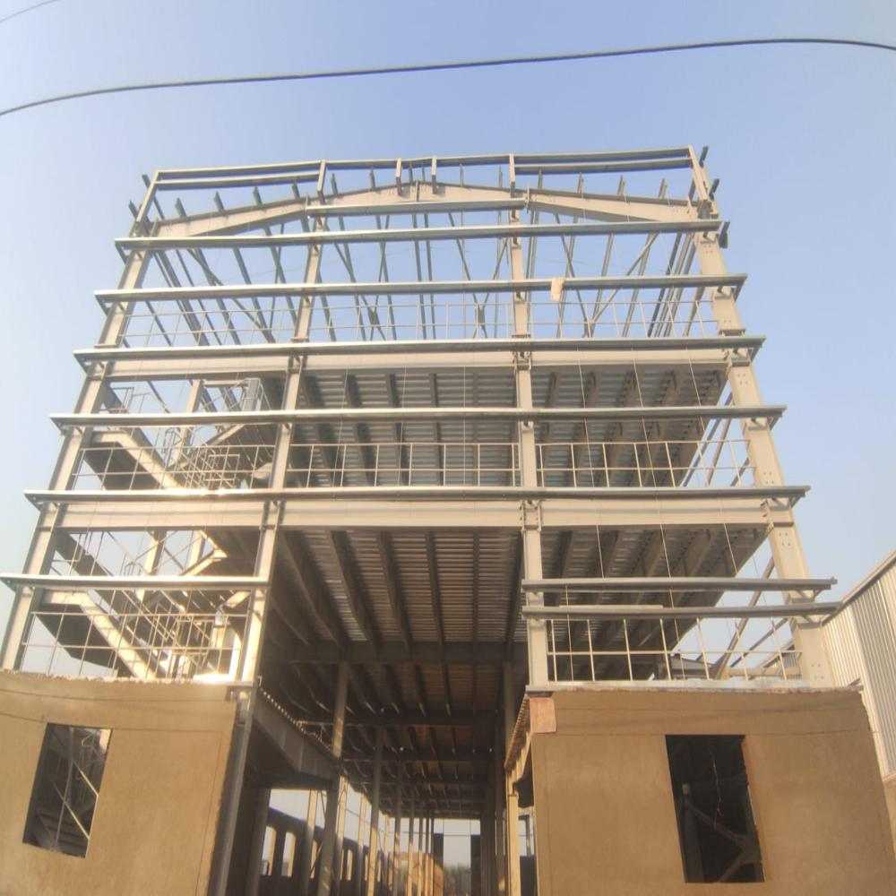 Multistory Building - Color: Silver