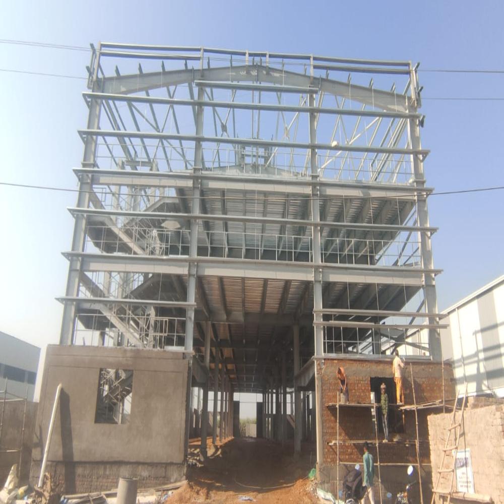 Multistory Building - Color: Silver