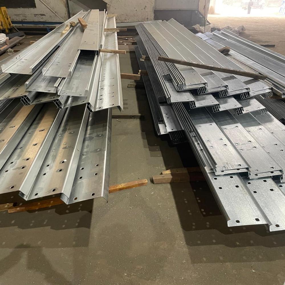 Z Purlin - Steel C And Z Purlin For Structural Framing | Glossy Finish, Building Material For Roof And Wall Joint Applications