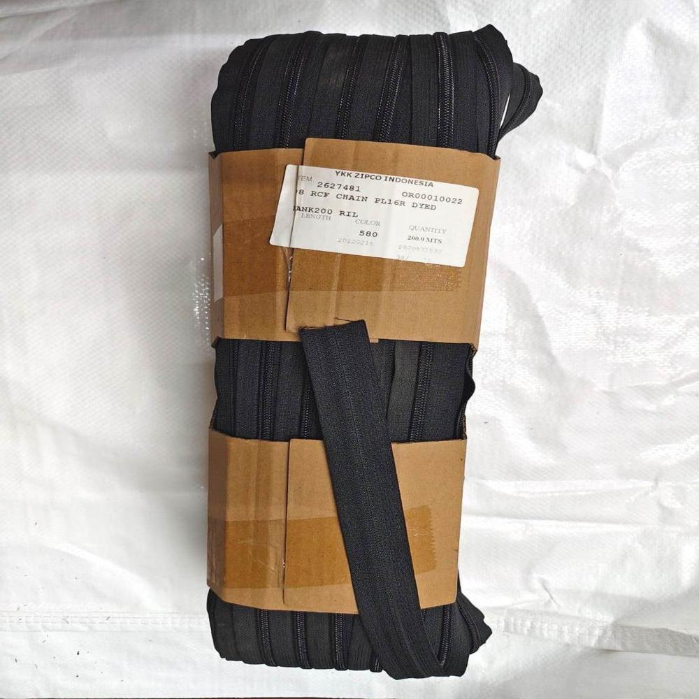 YKK 08 RCF CHAIN PL16R (DYED) Size 8.Zipper Type