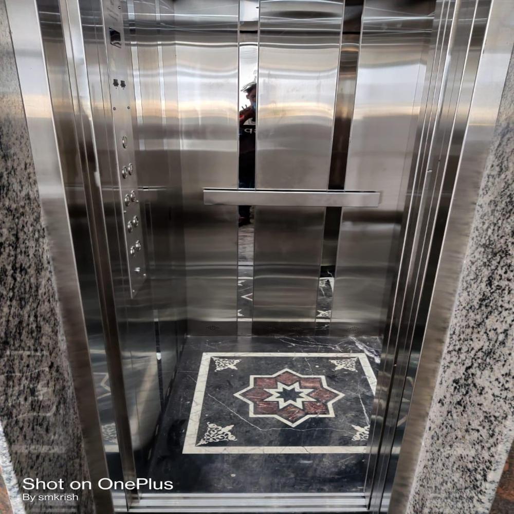 Machine Room-less Lifts(g+2) Geared - Capacity: 408 Kg