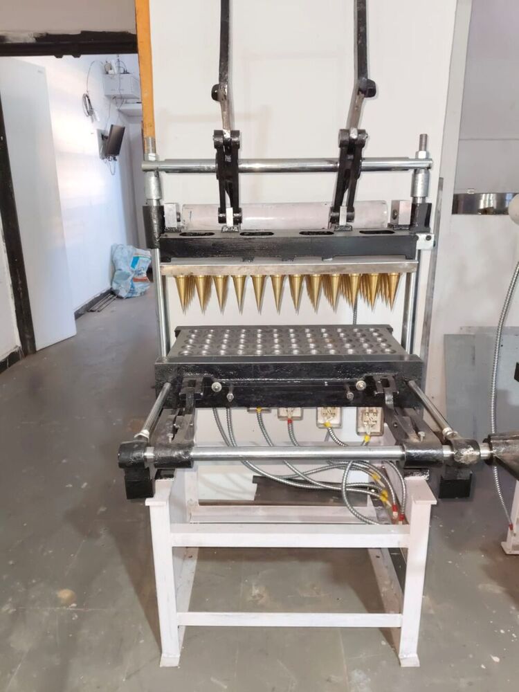 Semi Automatic Ice Cream Cone Making Machine