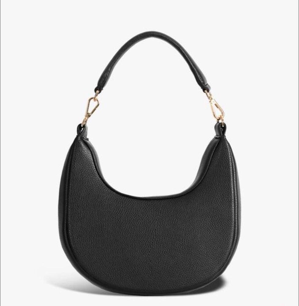 Chandlook Sling Bag - Color: Black