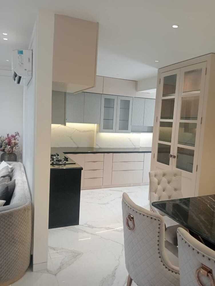 Wooden Modern L Shape Modular Kitchen - Assembly: Carpenter Assembly