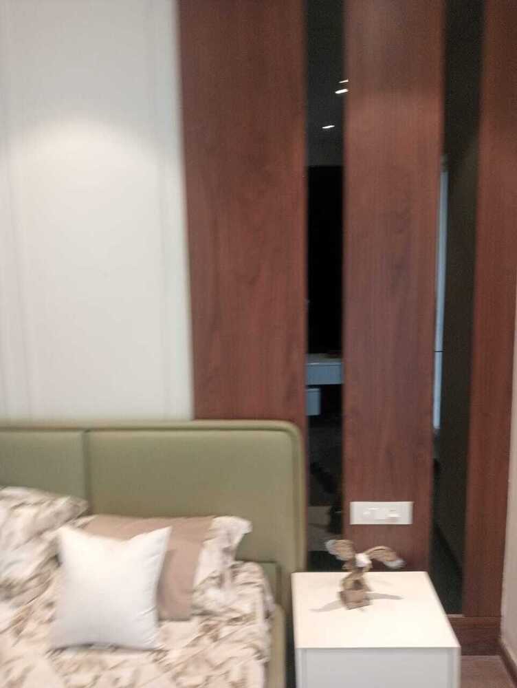 Laminate Wardrobe - Assembly: Carpenter Assembly