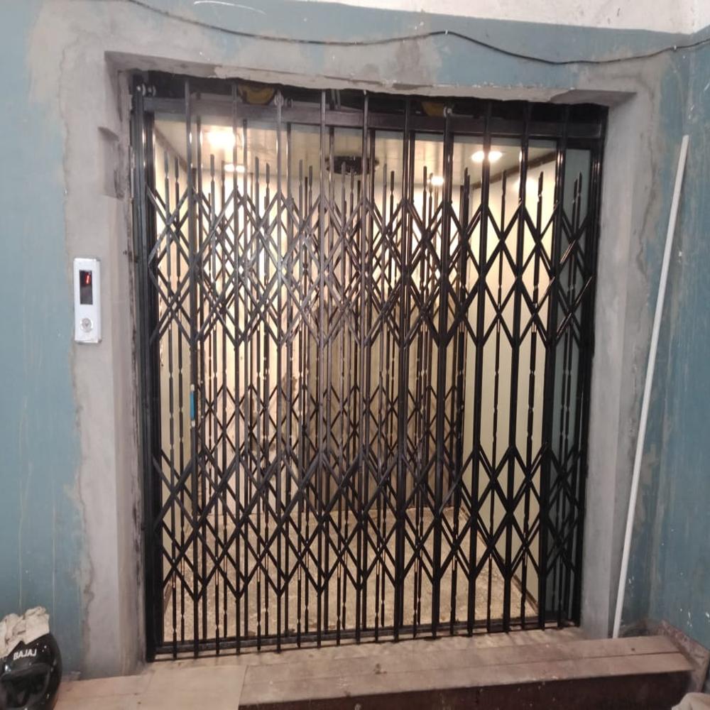 Goods Lift Freight Elevator - Stainless Steel, 1 Ton Capacity, 5 Meter Lift Height | Electric, Overspeed Protection, Repeated Door Closing