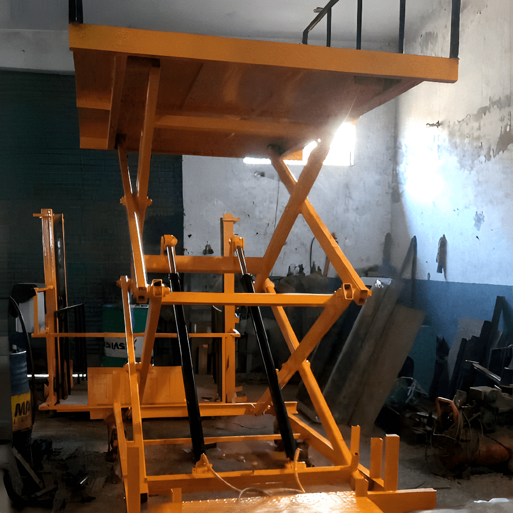Platform Hydraulic Lift - Stainless Steel, 500 Kg Capacity, 5m Lift Height | Down & Up Over Speed Protection, Repeated Door Closing
