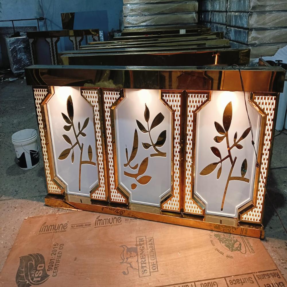 Luxury Counter Buffet - Color: Golden