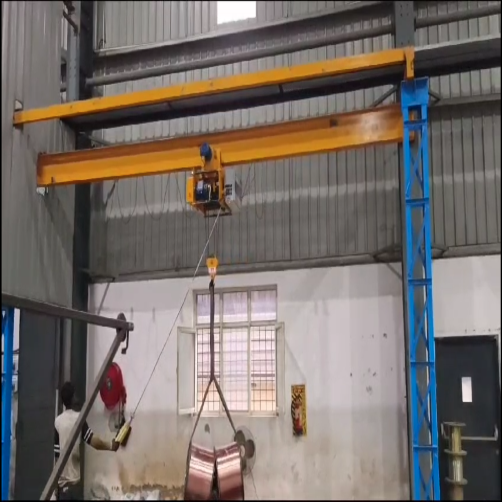 Goods Hoist - Color: Golden Yellow
