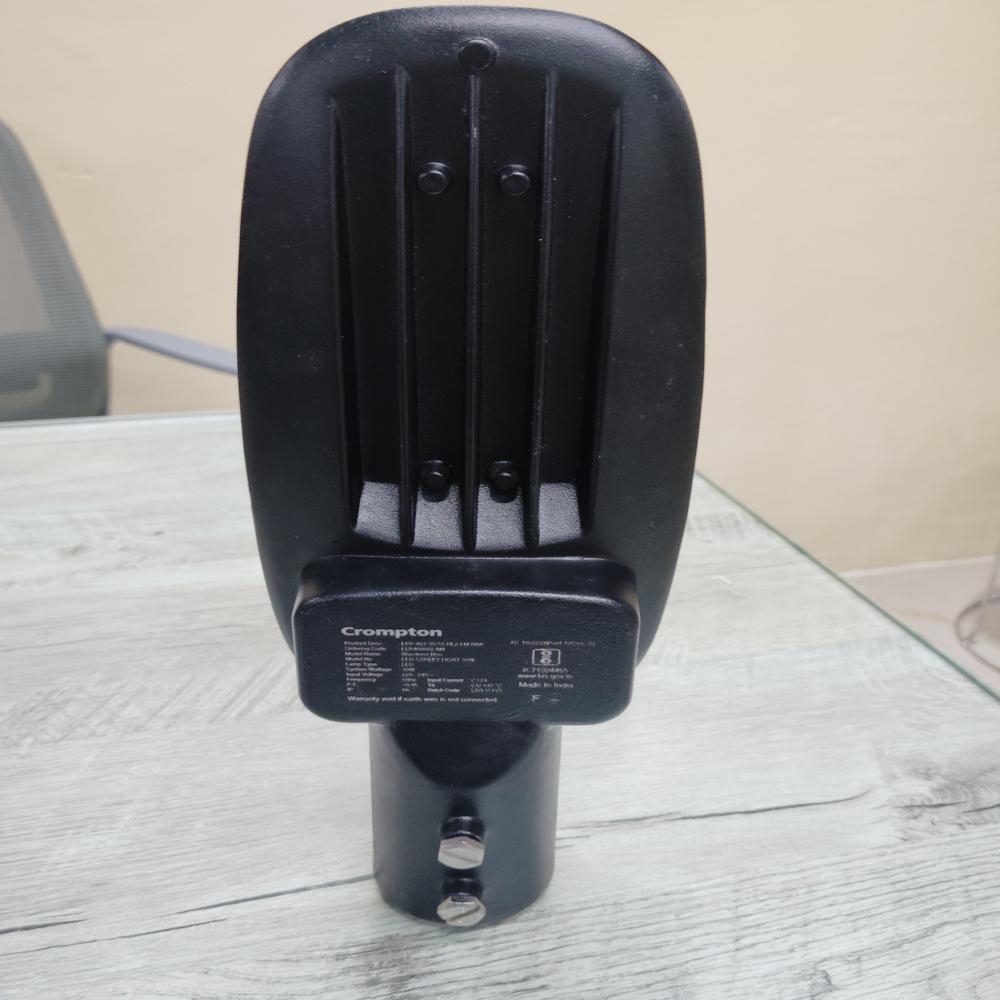 30W Street Light Wanderer Neo ERP-427-30-57-HL2-LM-NBK Make Crompton