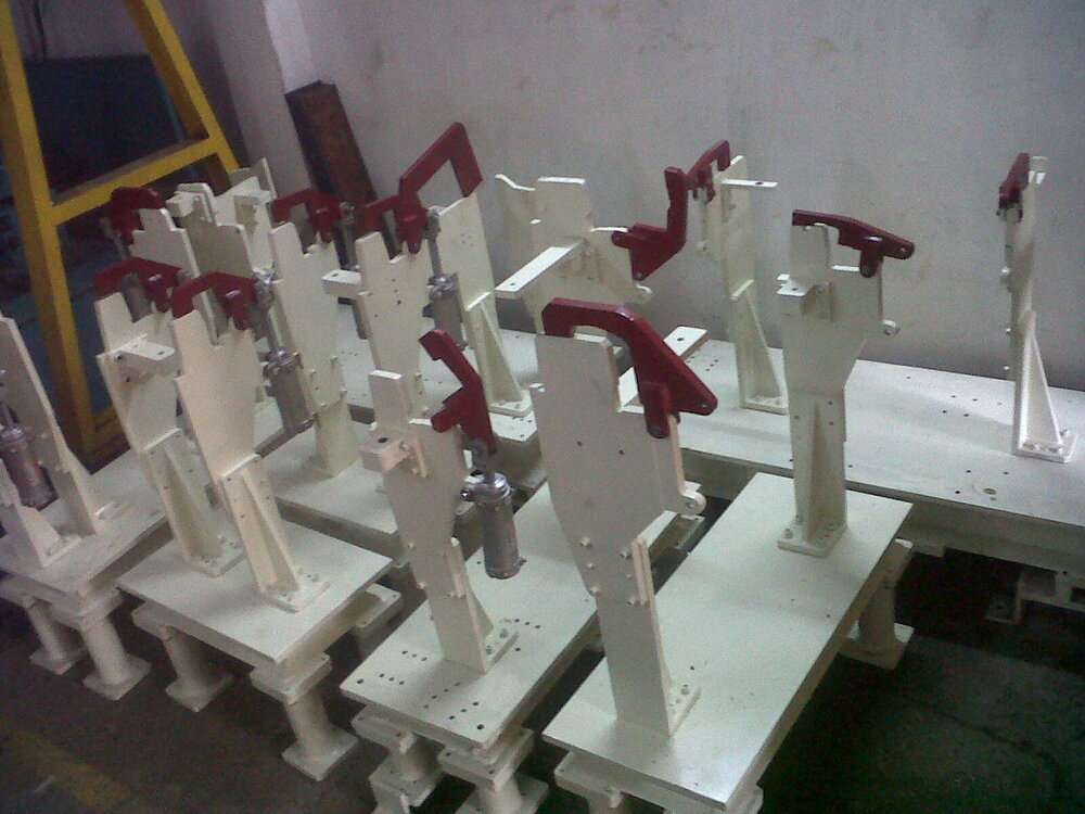 Assembly - Clamping Fixture Table - Automatic Grade: Semi-Automatic