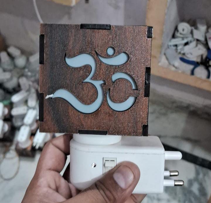 Wooden Electric Kapoor Dani