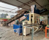 Fully Automatic Concrete Block Making Machine - Capacity: Na