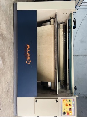 Saree Ironing Machine - Color: White