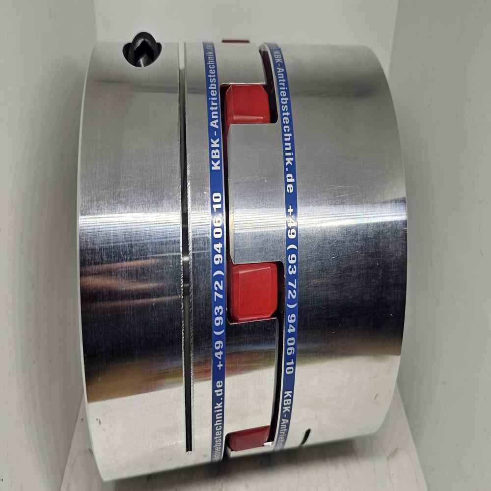 Servo Insert Couplings - Color: Red