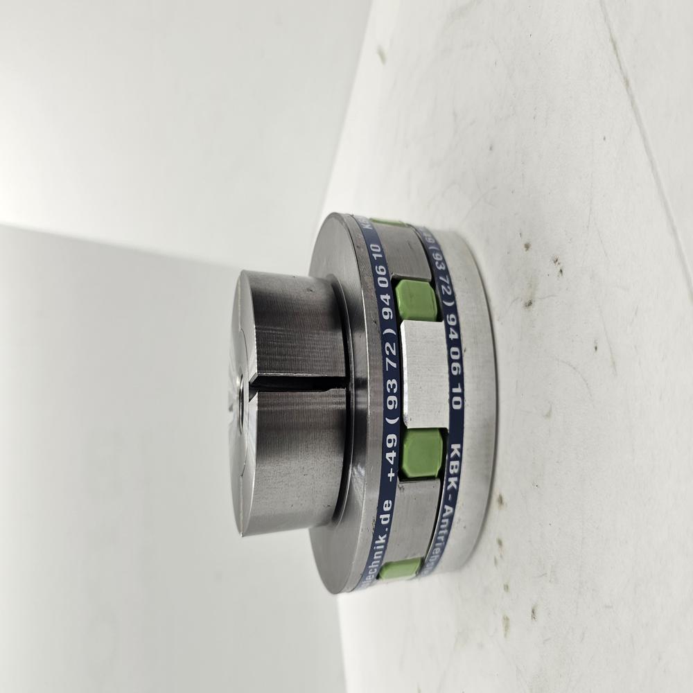 SPIDER OR SERVO INSERT COUPLINGS