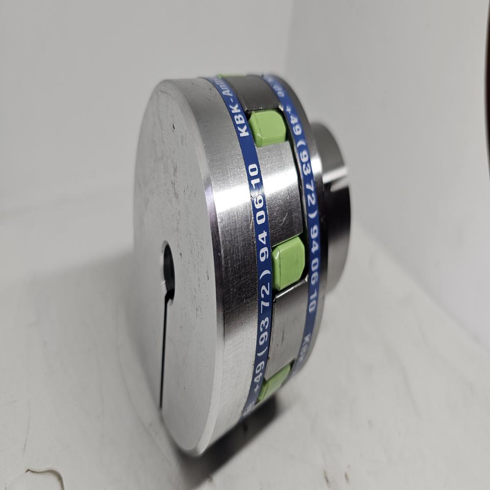 Spider Or Servo Insert Couplings - Color: Green