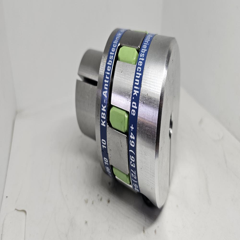 Spider Or Servo Insert Couplings - Color: Green
