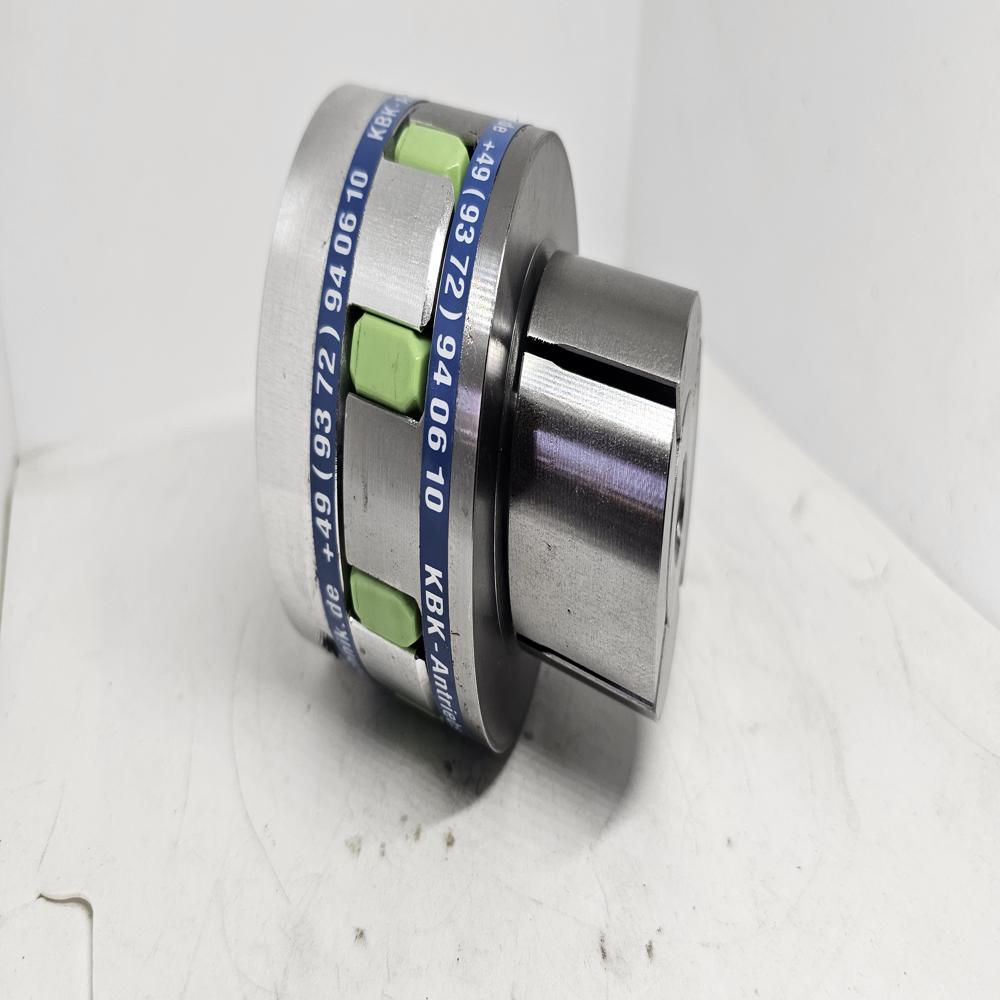 Spider Or Servo Insert Couplings - Color: Green