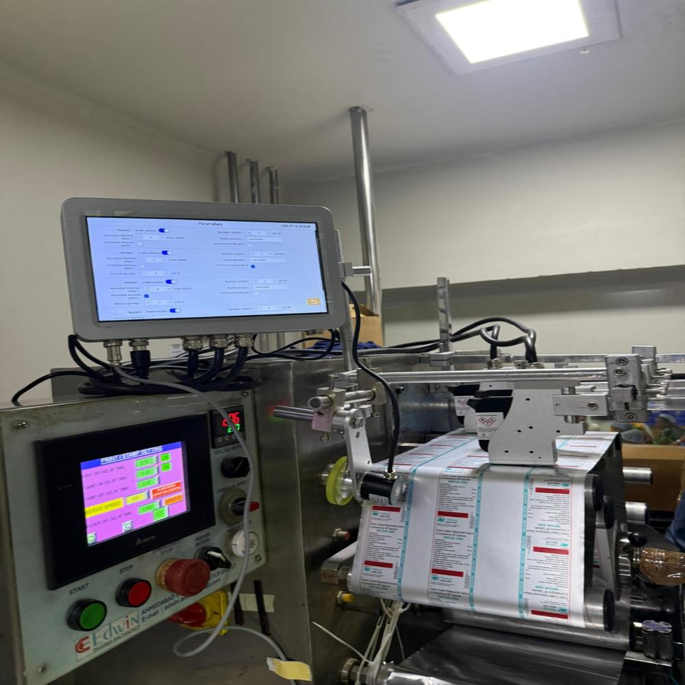 25mm Four Head Inkjet Coding Machine - Capacity: 2000 Pcs/hr