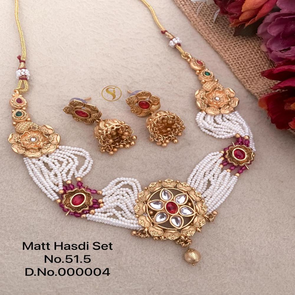 matte hasdi necklace