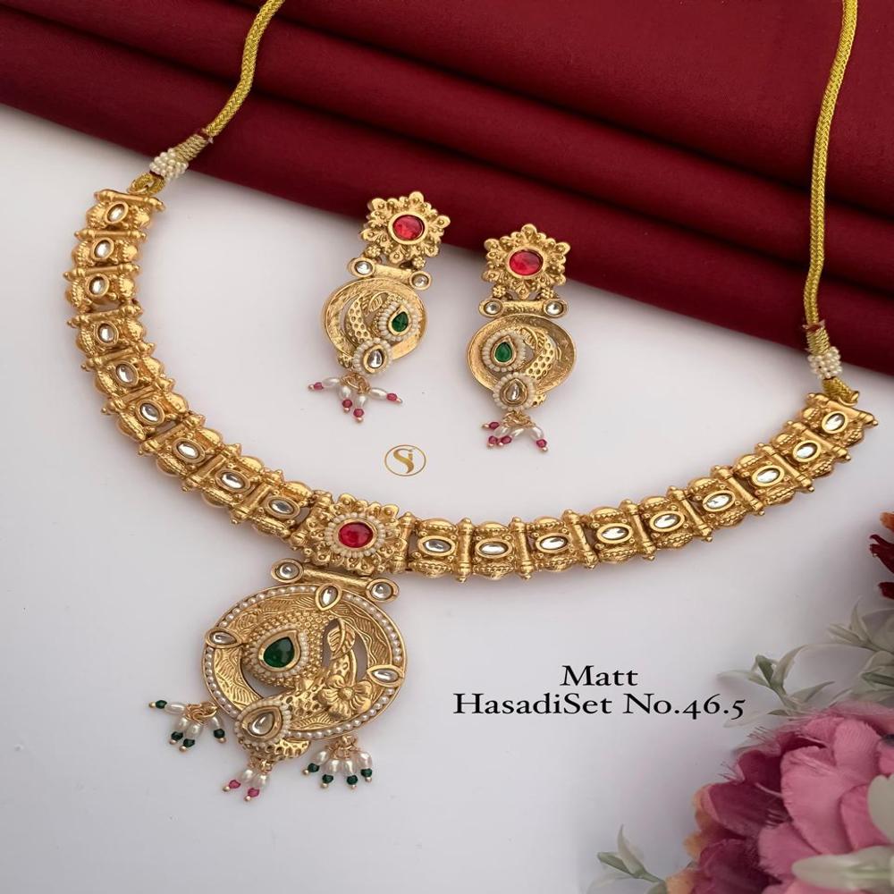 matte hasdi necklace