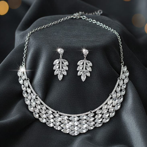 Artificial Necklaces