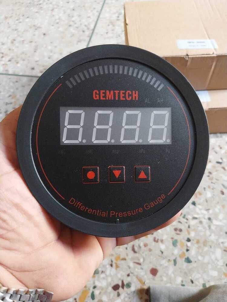 GEMTECH DIGITAL DIFFERENTIAL PRESSURE GAUGE  COMPLETE RANGE MODAL