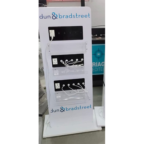 Fast-Charging Mobile Station