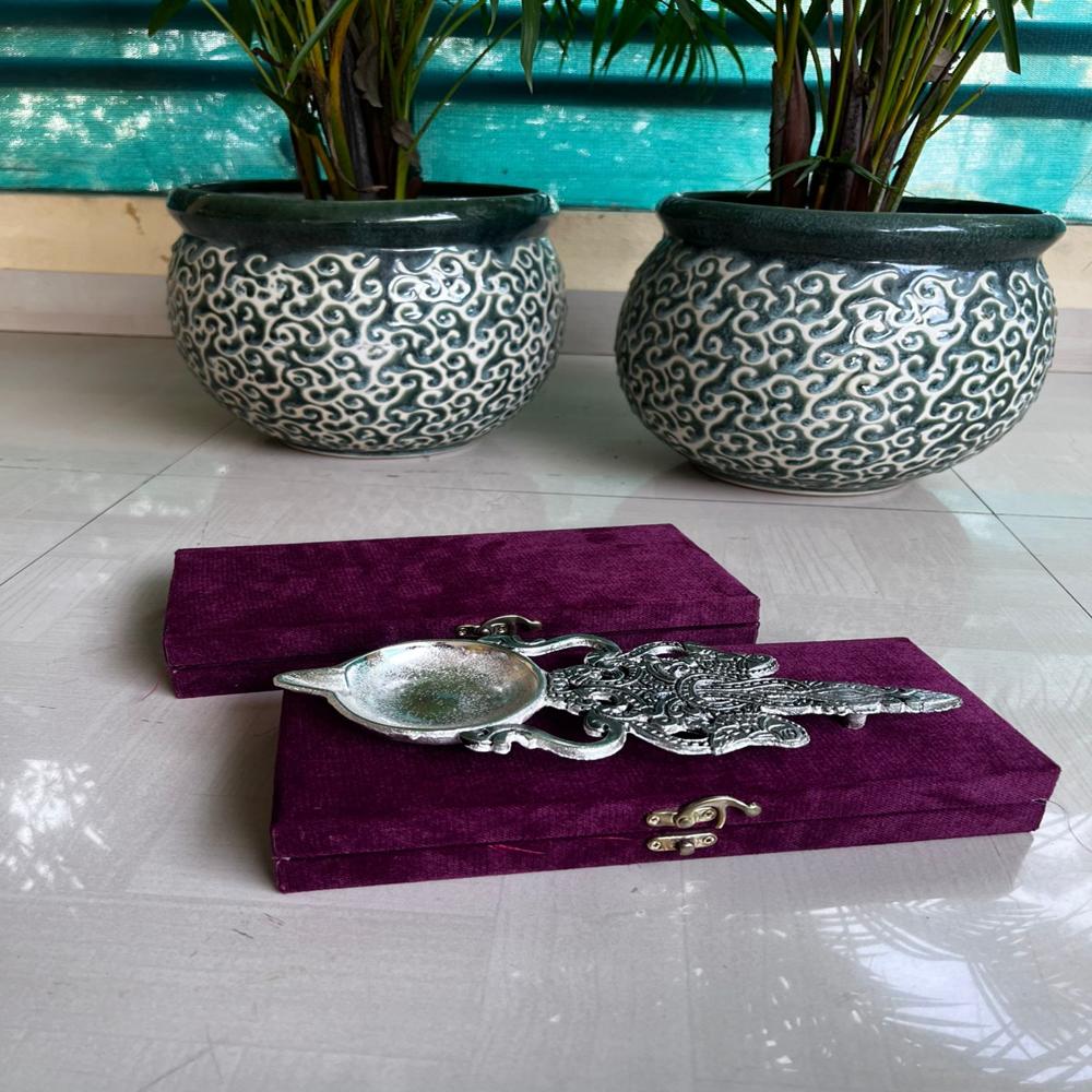  Antique aarti/kapur daani stand with box