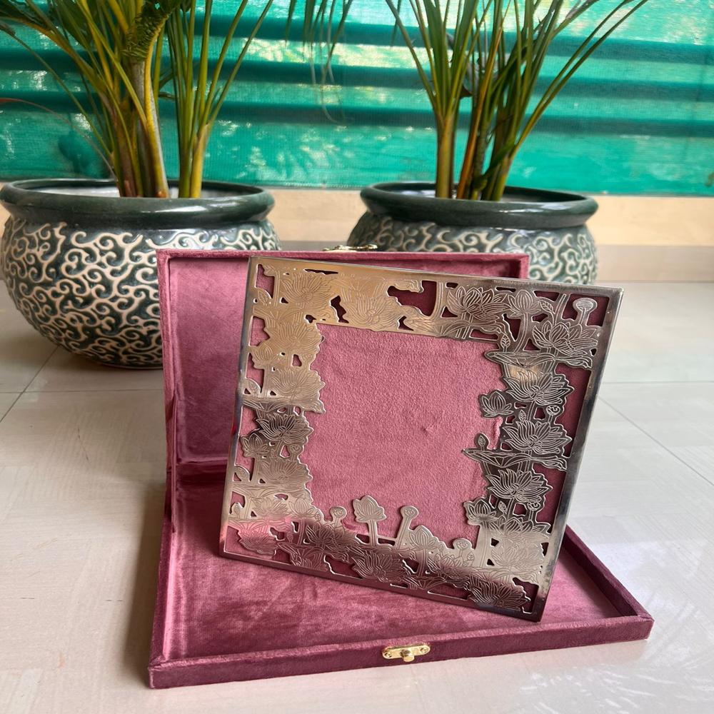 Beautiful Rose silver frame with pink  gift box