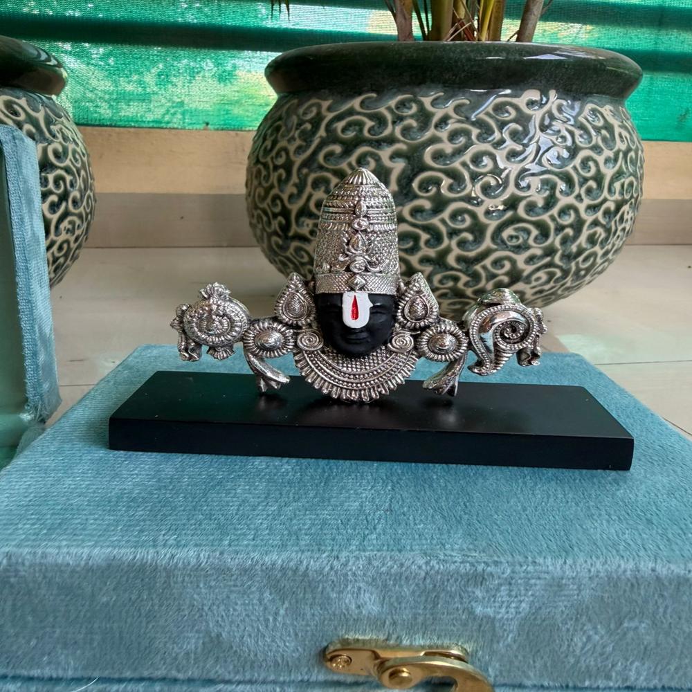 Balaji mukham on wooden plate stand with box